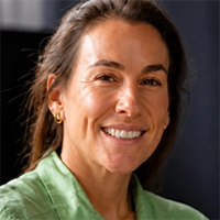 ANA PAULA NEVES
