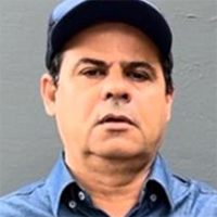 LEONARDO BORGES 